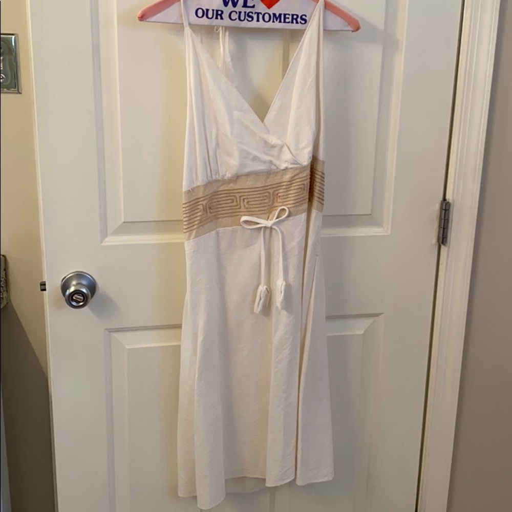 White linen dress.